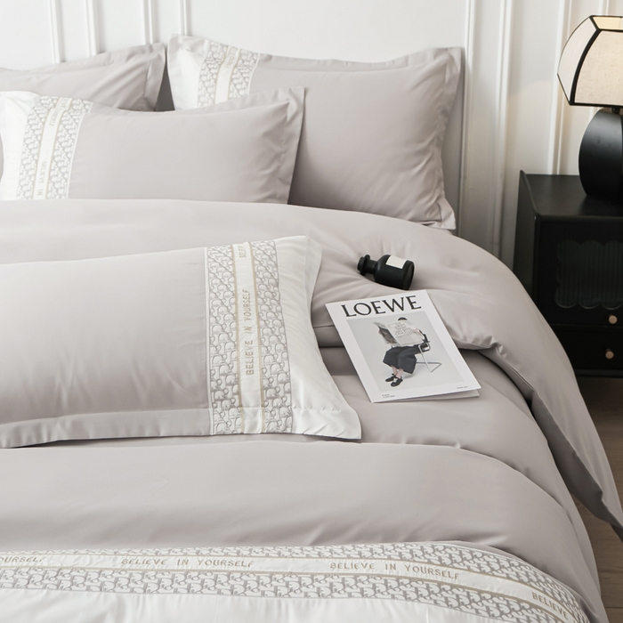 91家纺网 家纺一手货源 找家纺 布可家纺 2025新款时髦大牌高级感水洗磨毛刺绣四件套-帝奥 帝奥-椰子灰