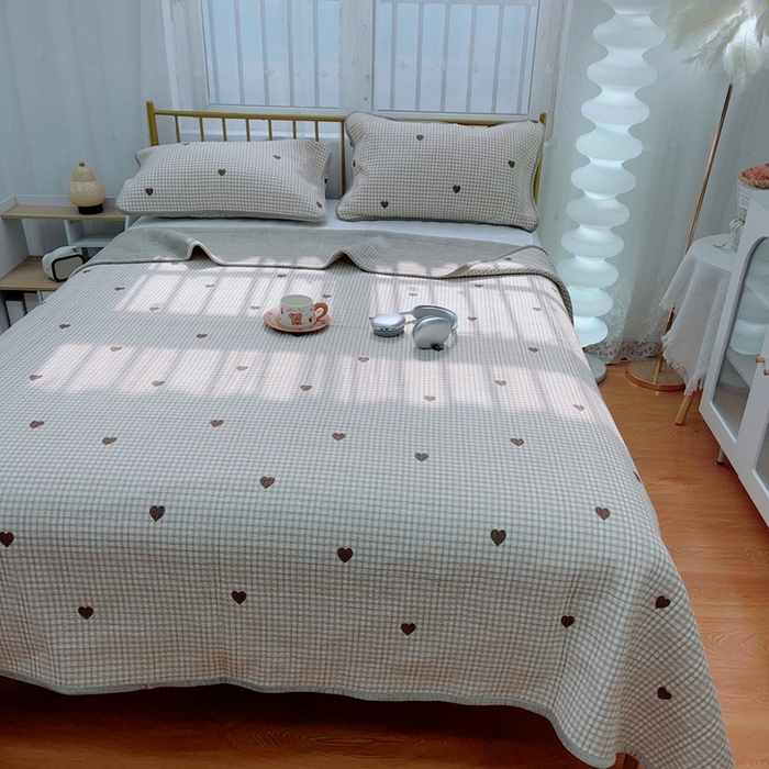 91家纺网 家纺一手货源 找家纺 2024新款棉加绒双面两用四季款床盖三件套 星灿