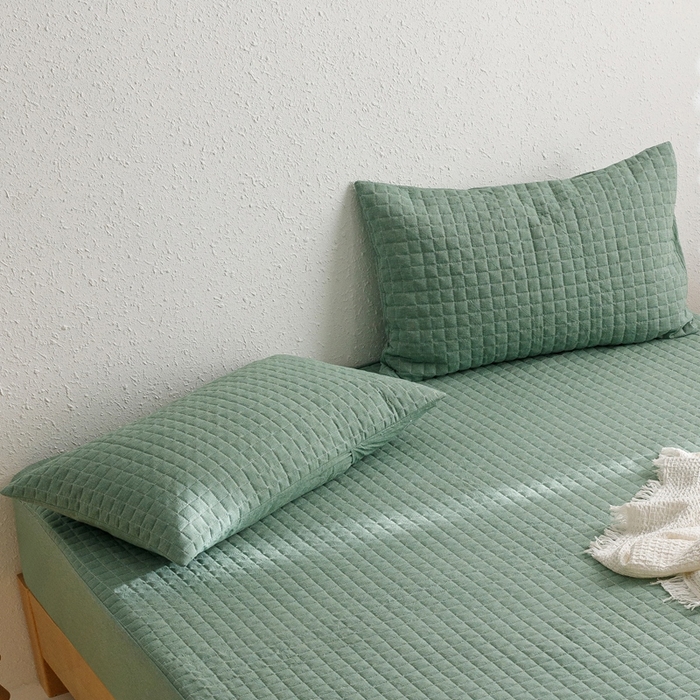 91家纺网 家纺一手货源 找家纺 忘忧草 2024新款全棉色织水洗棉夹棉枕套-格韵 格韵-豆绿