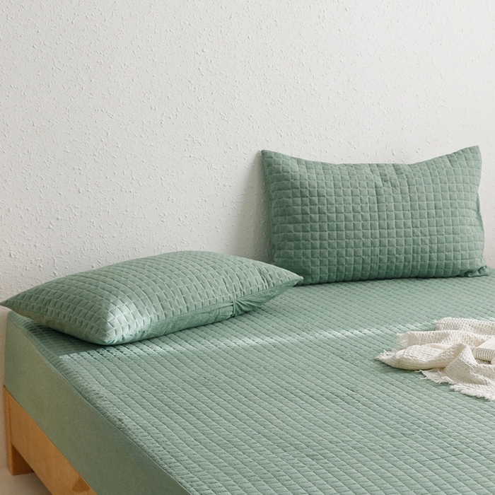 91家纺网 家纺一手货源 找家纺 忘忧草 2024新款全棉色织水洗棉夹棉枕套-格韵 格韵-豆绿