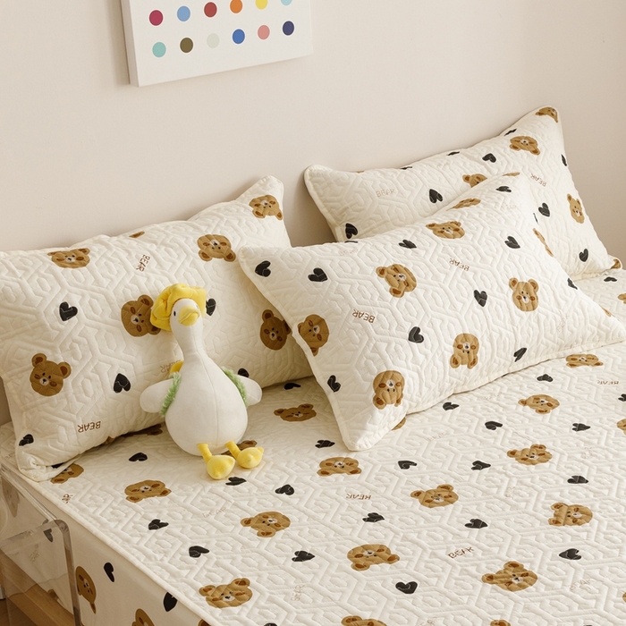 91家纺网 家纺一手货源 找家纺 2024新款全棉夹棉枕套-印花类 熊圆圆