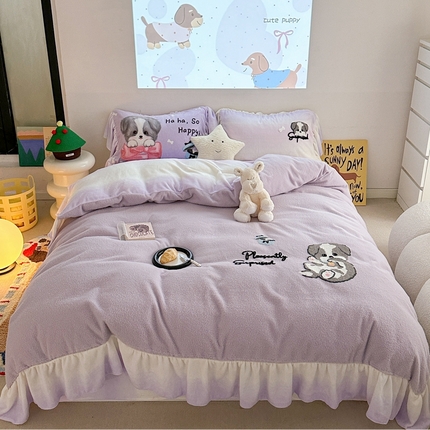 91家纺网 家纺一手货源 找家纺 （总）柚子 2024新款仿羊绒萝莉风花边款四件套