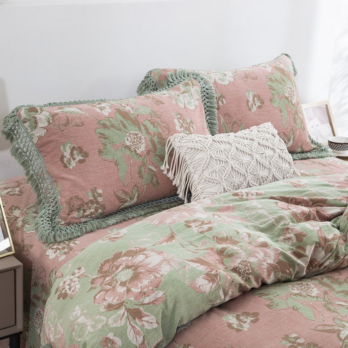 91家纺网 家纺一手货源 找家纺 鲁爱 2025新款全棉双层纱流苏花边四件套 寻芳-粉