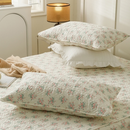 91家纺网 家纺一手货源 找家纺 2024新款全棉夹棉枕套-印花类 少女心