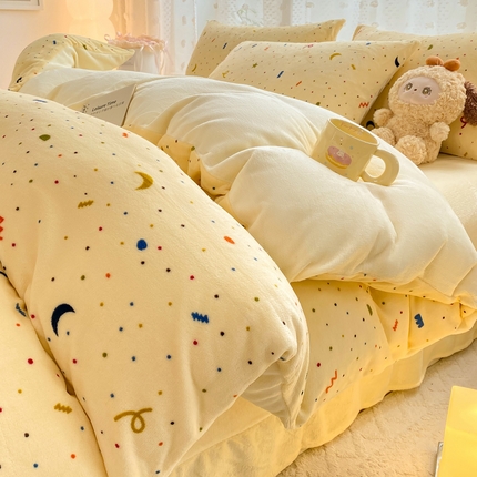 91家纺网 家纺一手货源 找家纺 （总）女子家纺 2024新款加厚保暖高克重牛奶绒床裙四件套