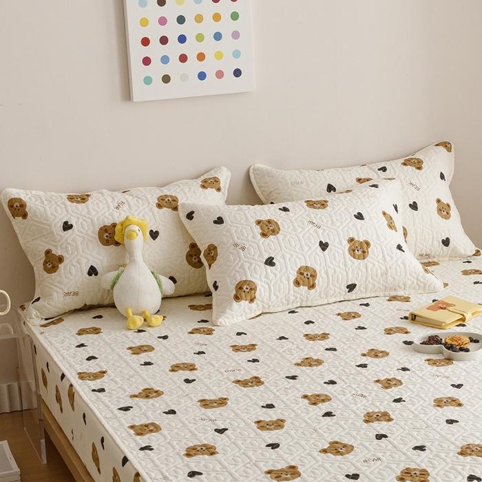 91家纺网 家纺一手货源 找家纺 2024新款全棉夹棉枕套-印花类 熊圆圆