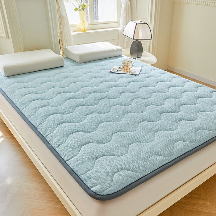 91家纺网 家纺一手货源 找家纺 丽诺床垫 2024新款雕花绒宽边床垫 雕花绒宽边床垫-蓝色