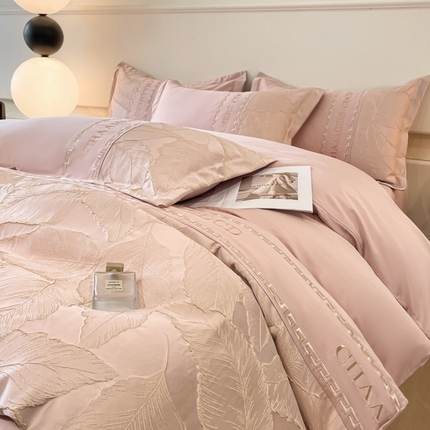 91家纺网 家纺一手货源 找家纺 2024新款拼接浮雕刺绣全棉纯棉加厚陶瓷生态磨毛四件套-茱莉叶 粉色