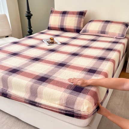 91家纺网 家纺一手货源 找家纺 （总）子曰 2024新款加厚波尔羊绒床笠床褥子床护垫保护套