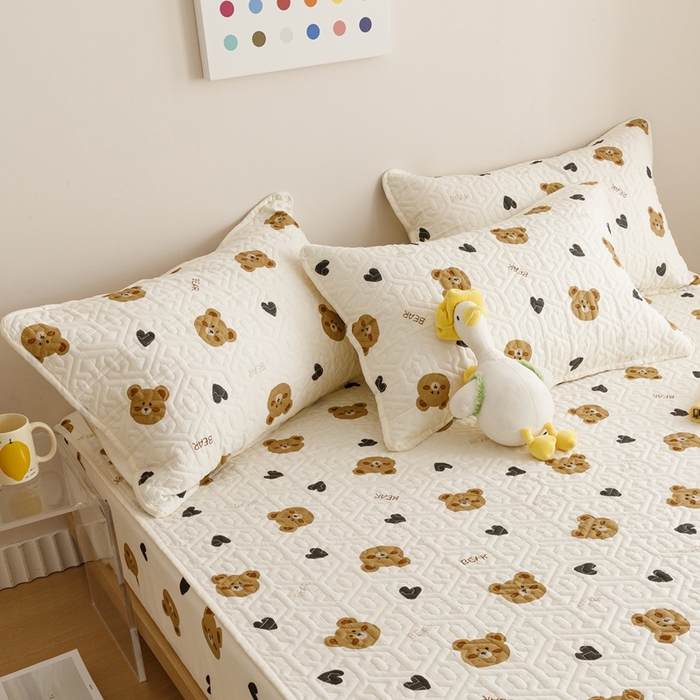 91家纺网 家纺一手货源 找家纺 2024新款全棉夹棉枕套-印花类 熊圆圆