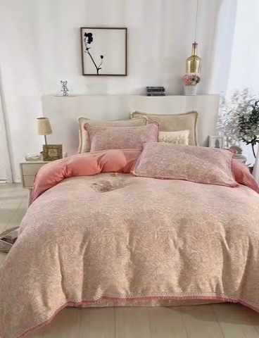 91家纺网 家纺一手货源 找家纺 鲁爱 2025新款全棉三层纱流苏款四件套 知心-粉