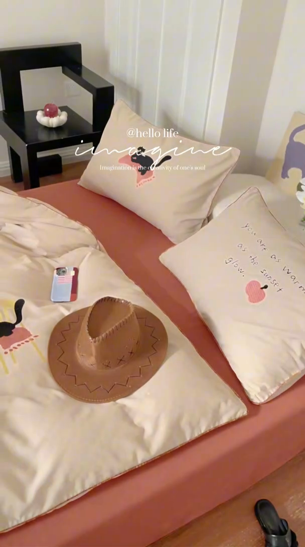 91家纺网 家纺一手货源 找家纺 圆岛家纺 2024秋冬全棉磨毛刺绣贴布绣卡通四件套 椅子猫咪