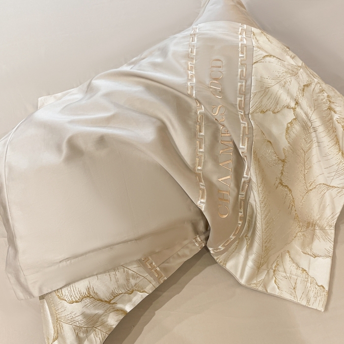 91家纺网 家纺一手货源 找家纺 2024新款拼接浮雕刺绣全棉纯棉加厚陶瓷生态磨毛四件套-茱莉叶 香槟金