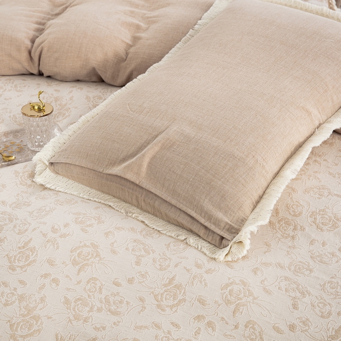 91家纺网 家纺一手货源 找家纺 鲁爱 2025新款全棉三层纱流苏款四件套 唯爱-浅咖