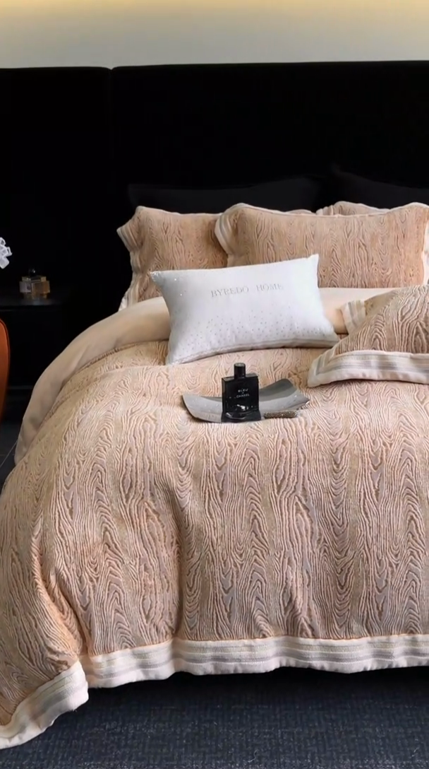 91家纺网 家纺一手货源 找家纺 馨蕊家居 2024新款秋冬轻奢煦暖绒四件套-尤拉 尤拉-美拉德