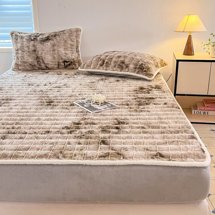 91家纺网 家纺一手货源 找家纺 琪格格纺织 2024新款加厚320克兔毛绒全包床笠 兔毛绒床笠-月石灰