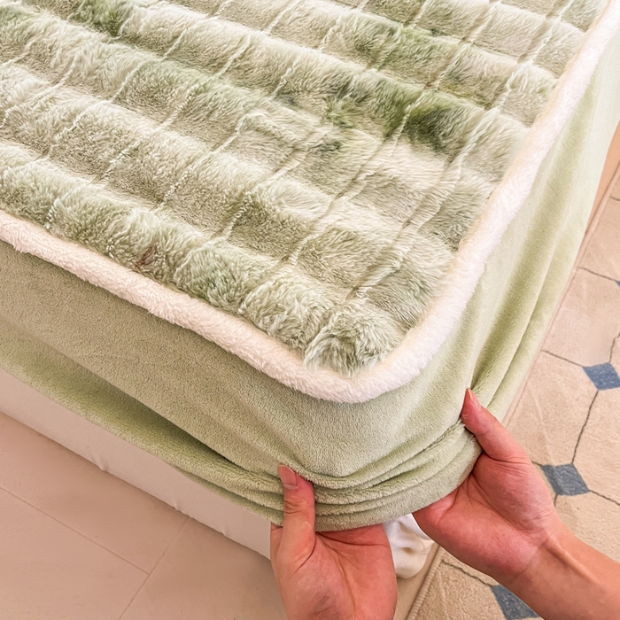 91家纺网 家纺一手货源 找家纺 琪格格纺织 2024新款加厚320克兔毛绒全包床笠 兔毛绒床笠-翡翠绿