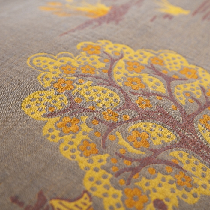 91家纺网 家纺一手货源 找家纺 鲁爱 2025新款全棉色织双层纱纽扣款四件套 逸彩之林-灰