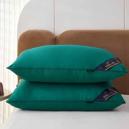 91家纺网 家纺一手货源 找家纺 金牛枕芯 2024新款酒店枕芯希尔顿酒店同款枕芯枕头羽丝绒压缩枕芯 绿色高枕1000克