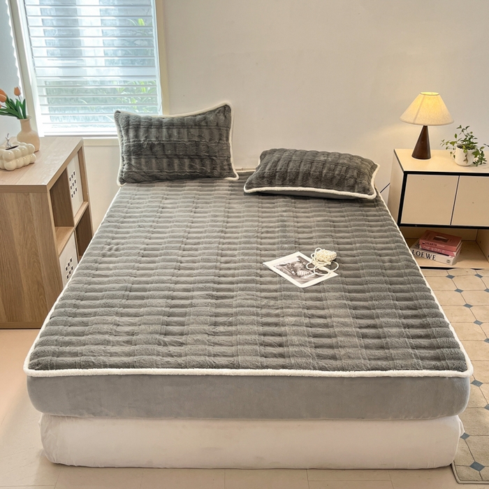 91家纺网 家纺一手货源 找家纺 琪格格纺织 2024新款加厚320克兔毛绒全包床笠 兔毛绒床笠-极光灰