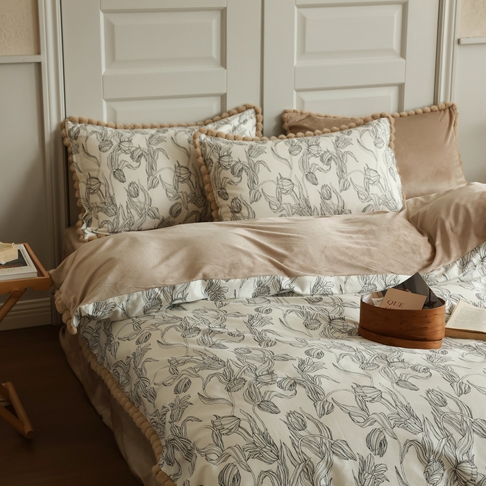 91家纺网 家纺一手货源 找家纺 棉眠 2024新款棉加绒毛球款四件套第二批 鸢尾（棉加绒）