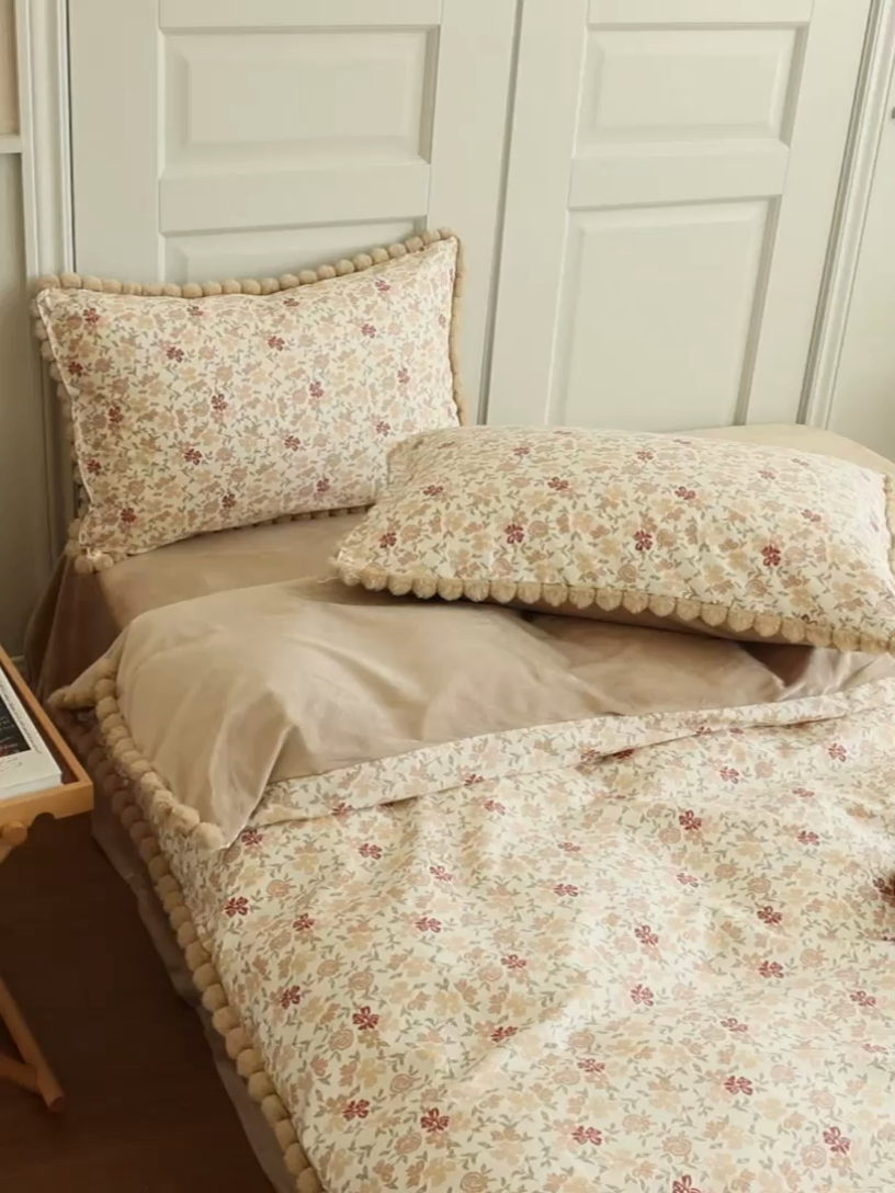 91家纺网 家纺一手货源 找家纺 棉眠 2024新款棉加绒毛球款四件套第二批 红茶（棉加绒）