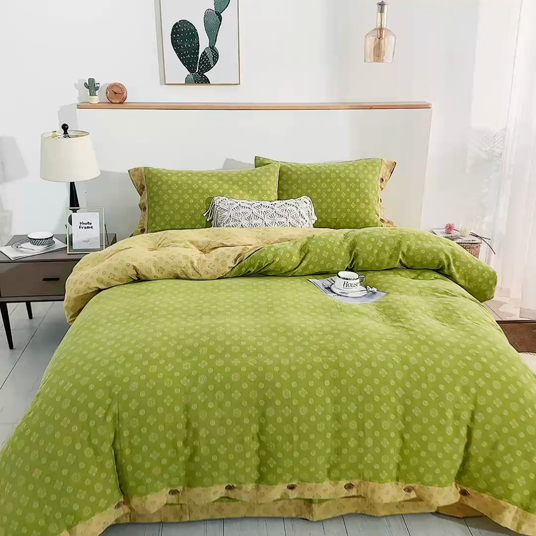 91家纺网 家纺一手货源 找家纺 鲁爱 2025新款全棉色织双层纱纽扣款四件套 幸福星-绿