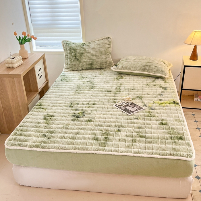 91家纺网 家纺一手货源 找家纺 琪格格纺织 2024新款加厚320克兔毛绒全包床笠 兔毛绒床笠-翡翠绿