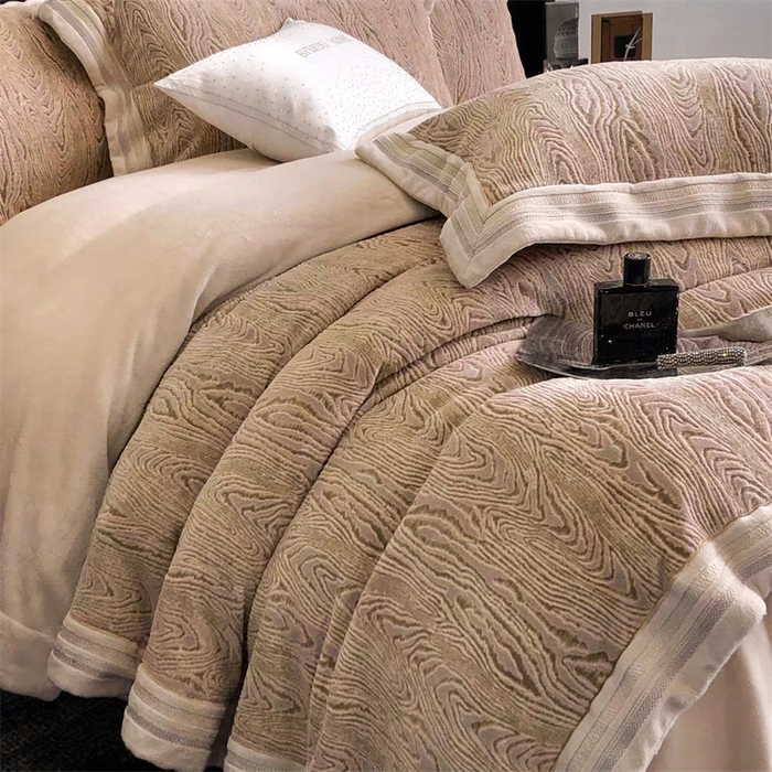 91家纺网 家纺一手货源 找家纺 馨蕊家居 2024新款秋冬轻奢煦暖绒四件套-尤拉 尤拉-美拉德