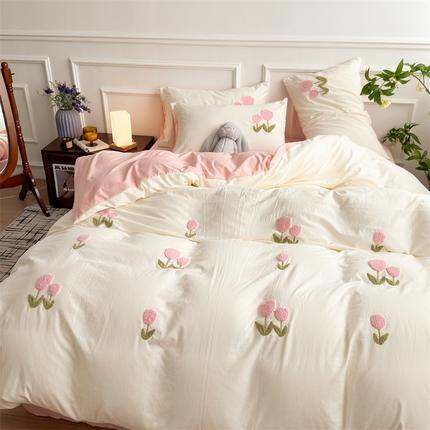 多品家纺 2024新款水洗棉毛巾绣【四件套】郁见花海 郁见花海白+粉
