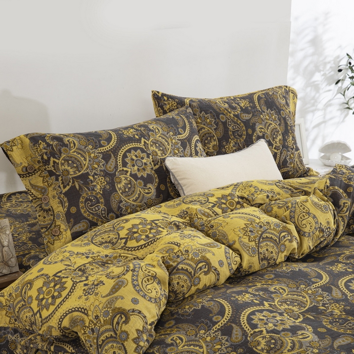 91家纺网 家纺一手货源 找家纺 鲁爱 2025新款全棉色织双层纱纽扣款四件套 莲年有鱼-黑金