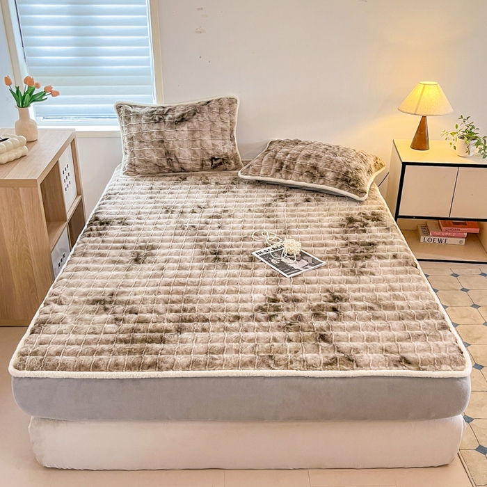 91家纺网 家纺一手货源 找家纺 琪格格纺织 2024新款加厚320克兔毛绒全包床笠 兔毛绒床笠-月石灰