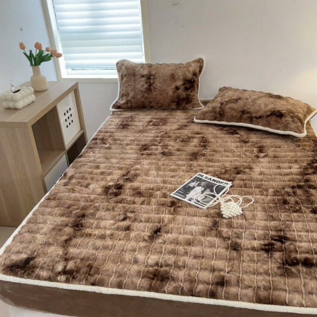 91家纺网 家纺一手货源 找家纺 琪格格纺织 2024新款加厚320克兔毛绒全包床笠 兔毛绒床笠-渐变棕