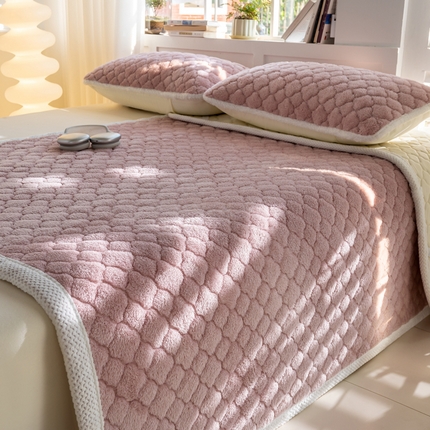 91家纺网 家纺一手货源 找家纺 花言狐语 2025新款北极绒保暖夹棉加厚床褥-大床 玉色