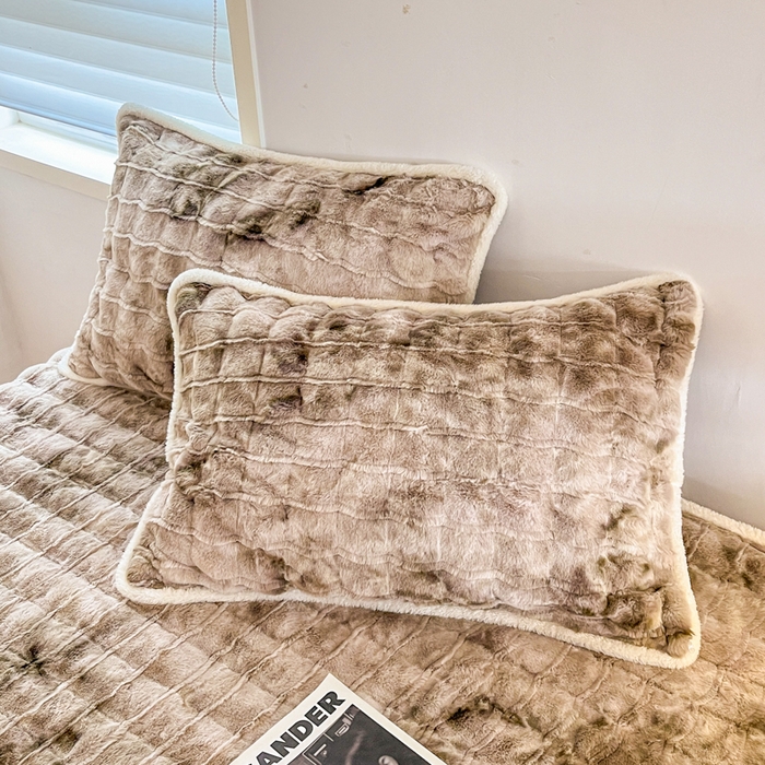 91家纺网 家纺一手货源 找家纺 琪格格纺织 2024新款加厚320克兔毛绒全包床笠 兔毛绒床笠-月石灰