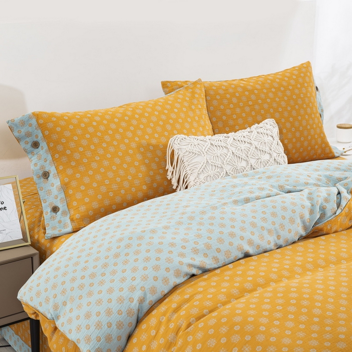 91家纺网 家纺一手货源 找家纺 鲁爱 2025新款全棉色织双层纱纽扣款四件套 幸福星-黄