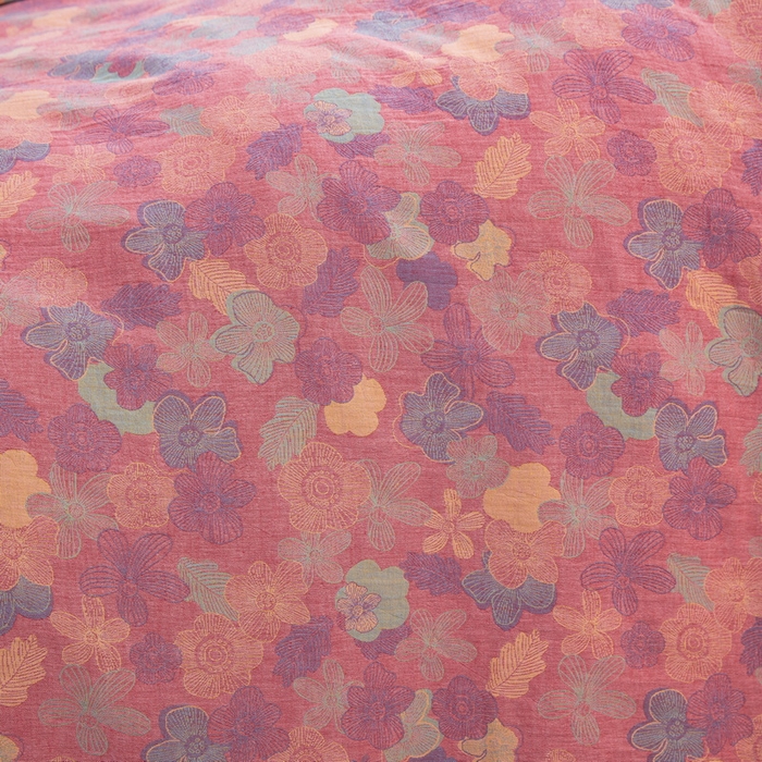 91家纺网 家纺一手货源 找家纺 鲁爱 2025新款全棉色织双层纱纽扣款四件套 花影重叠-粉