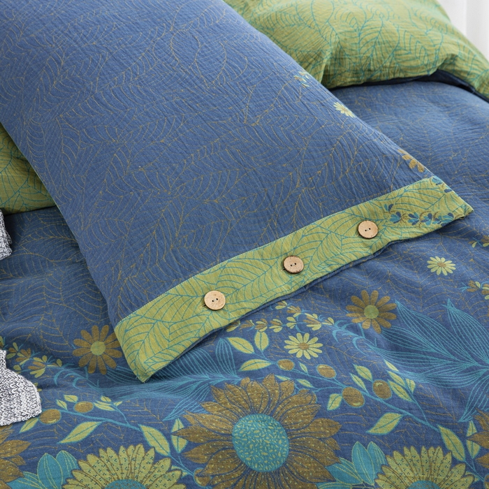 91家纺网 家纺一手货源 找家纺 鲁爱 2025新款全棉色织双层纱纽扣款四件套 花开半夏-兰