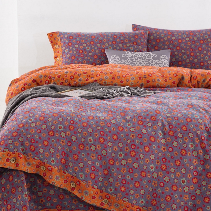 91家纺网 家纺一手货源 找家纺 鲁爱 2025新款全棉色织双层纱纽扣款四件套 花香四溢-紫罗兰