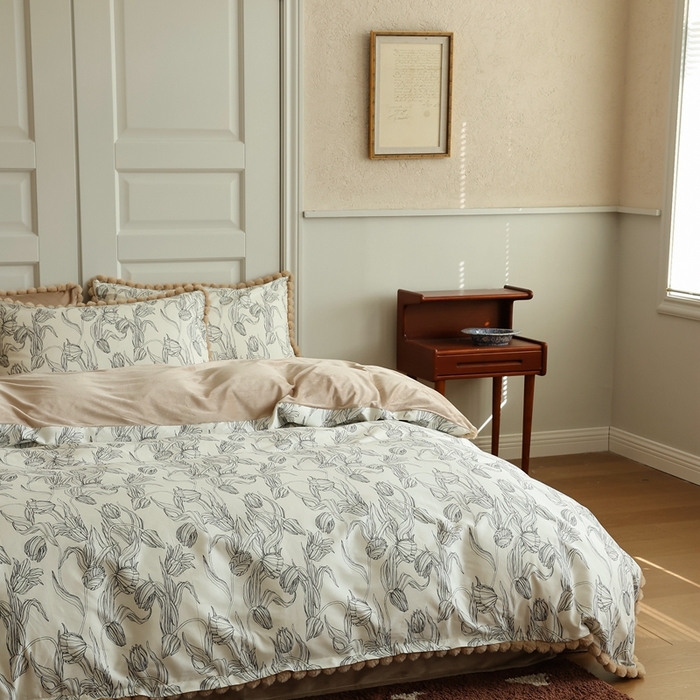 91家纺网 家纺一手货源 找家纺 棉眠 2024新款棉加绒毛球款四件套第二批 鸢尾（棉加绒）