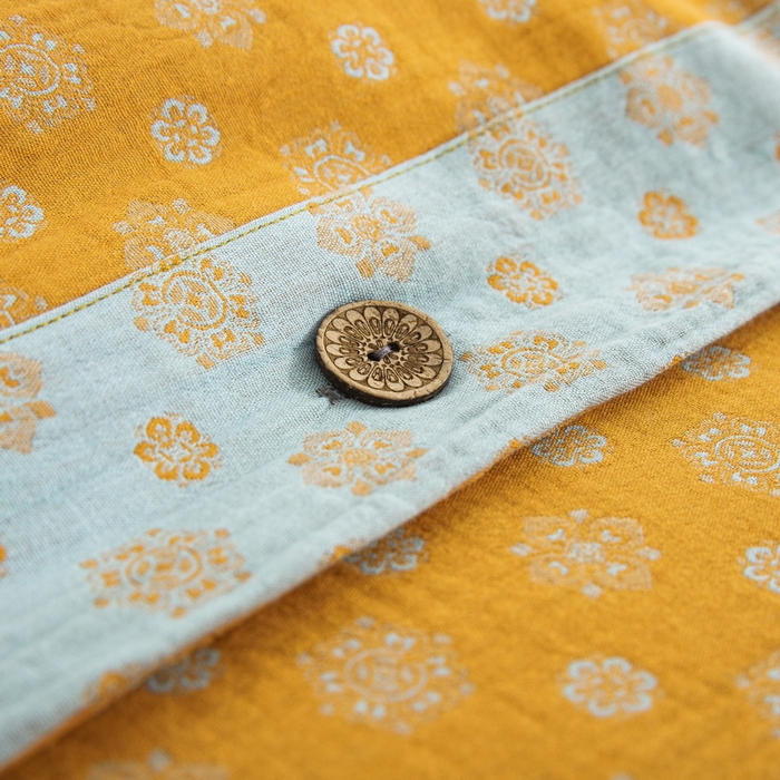 91家纺网 家纺一手货源 找家纺 鲁爱 2025新款全棉色织双层纱纽扣款四件套 幸福星-黄