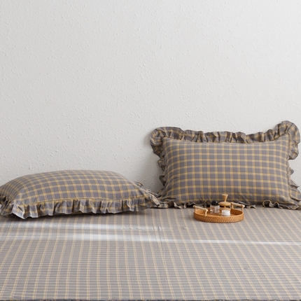 91家纺网 家纺一手货源 找家纺 忘忧草 2024新款全棉格子花边枕套 里昂-灰