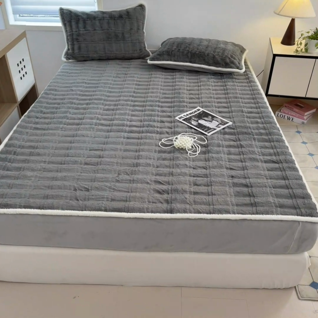 91家纺网 家纺一手货源 找家纺 琪格格纺织 2024新款加厚320克兔毛绒全包床笠 兔毛绒床笠-极光灰