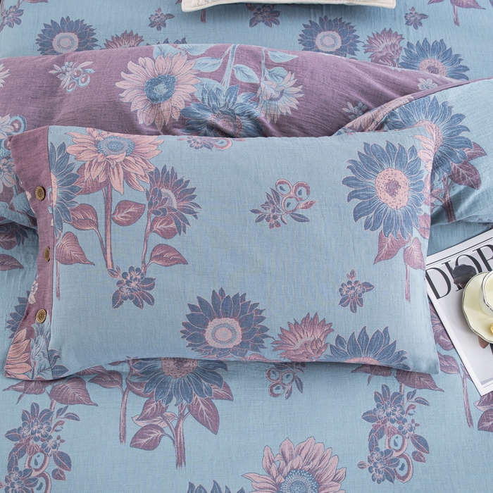 91家纺网 家纺一手货源 找家纺 鲁爱 2025新款全棉色织双层纱纽扣款四件套 一举夺魁-浅兰