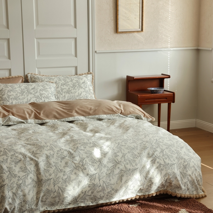 91家纺网 家纺一手货源 找家纺 棉眠 2024新款棉加绒毛球款四件套第二批 秋日风铃（棉加绒）