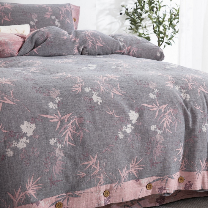 91家纺网 家纺一手货源 找家纺 鲁爱 2025新款全棉色织双层纱纽扣款四件套 竹韵-粉灰