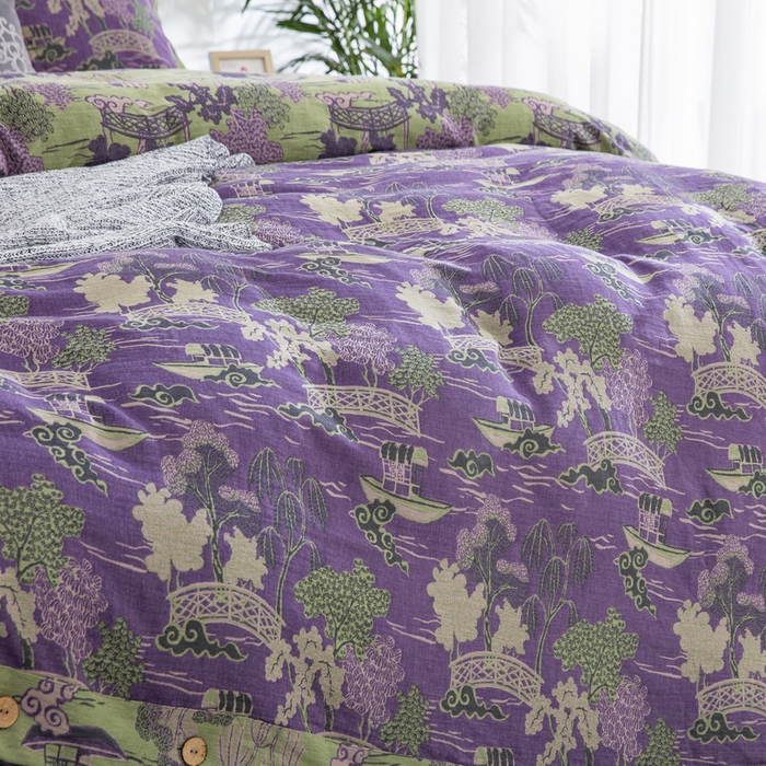 91家纺网 家纺一手货源 找家纺 鲁爱 2025新款全棉色织双层纱纽扣款四件套 烟雨湖畔-紫