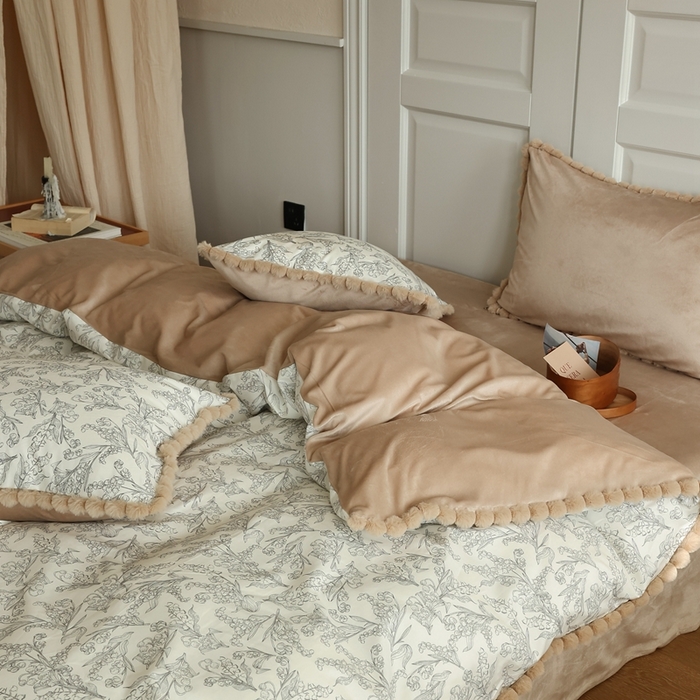 91家纺网 家纺一手货源 找家纺 棉眠 2024新款棉加绒毛球款四件套第二批 秋日风铃（棉加绒）