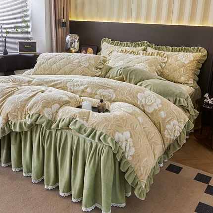 91家纺网 家纺一手货源 找家纺 （总）雪夫人 2024新款A类雕花绒牛奶绒床裙款四件套