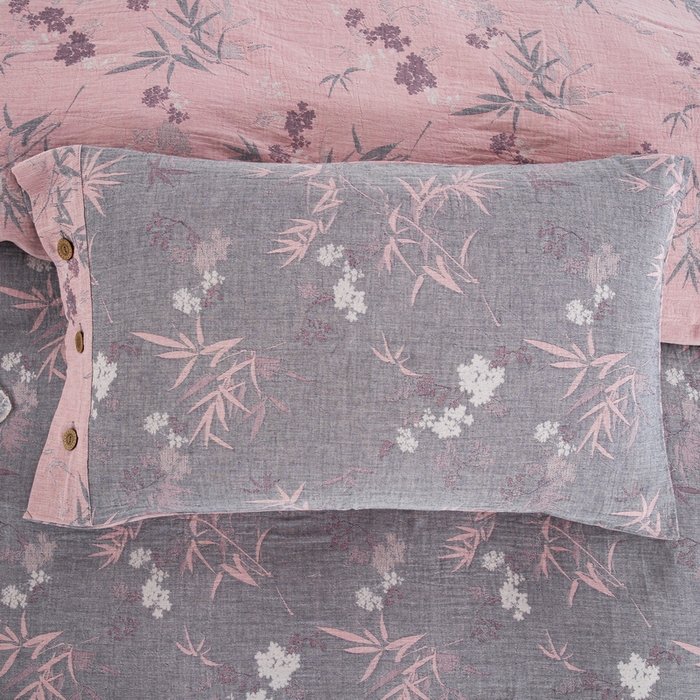 91家纺网 家纺一手货源 找家纺 鲁爱 2025新款全棉色织双层纱纽扣款四件套 竹韵-粉灰